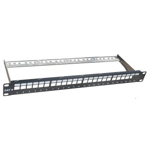 1146 Patch Panel, 24x RJ45, niewyposażony