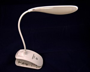 LAMPKA BIURKOWA 18 LED KLIPS /7201