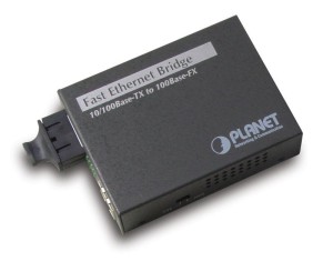 FT-802S15 KONWERTER PLANET 10/100BASE SC, SM 15KM